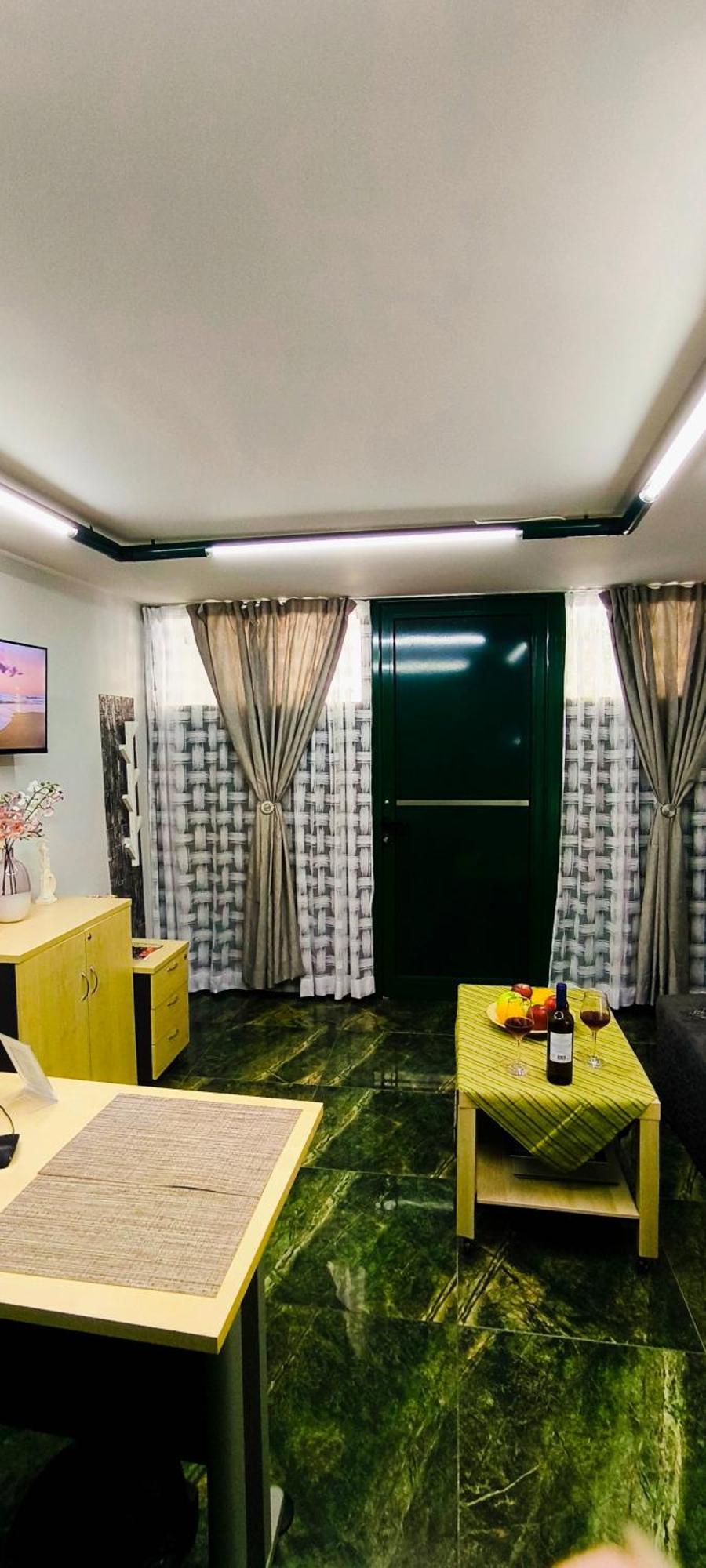 Green Home Athena Bagian luar foto
